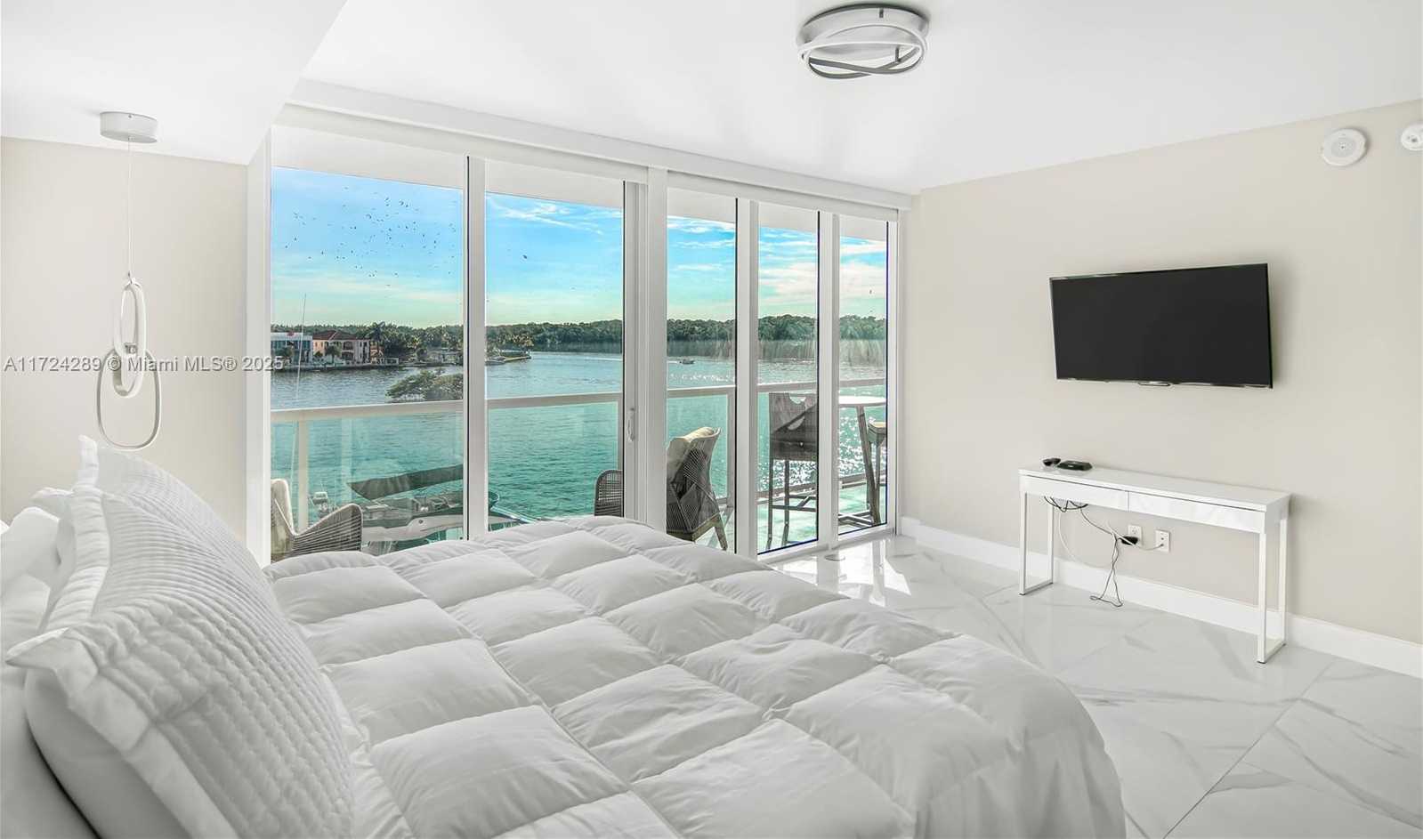 Small Image of 400 SUNNY ISLES BLVD #307, Sunny Isles Beach Number 32