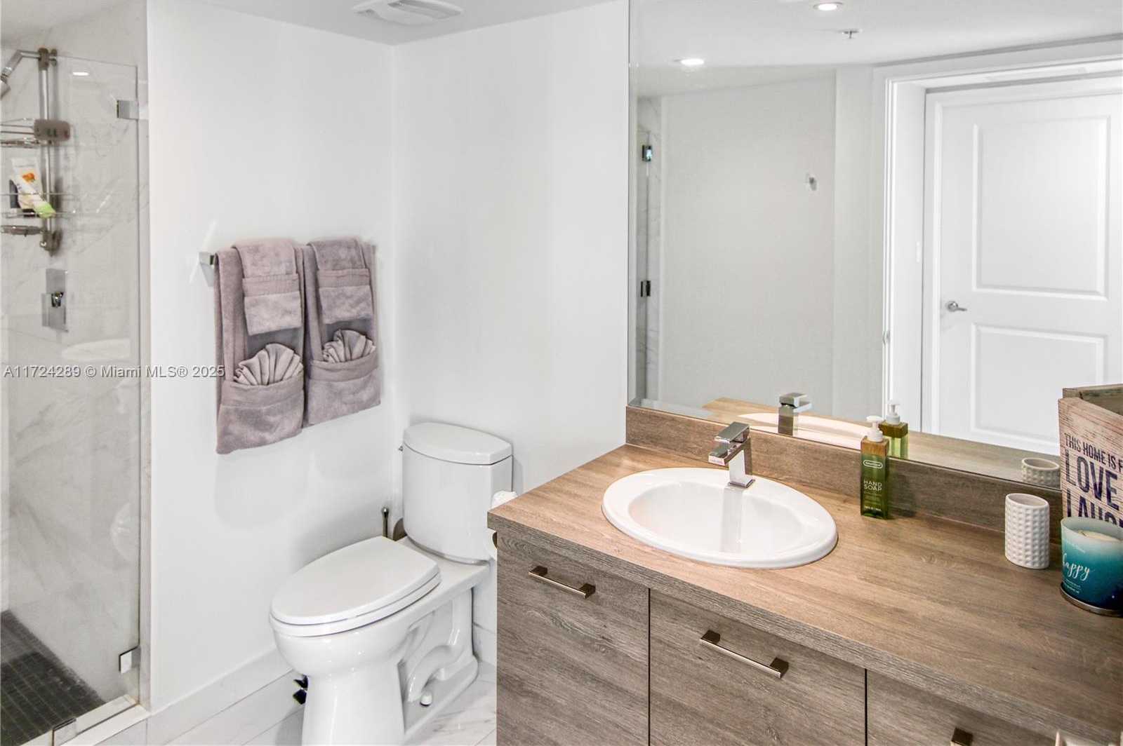 Small Image of 400 SUNNY ISLES BLVD #307, Sunny Isles Beach Number 40