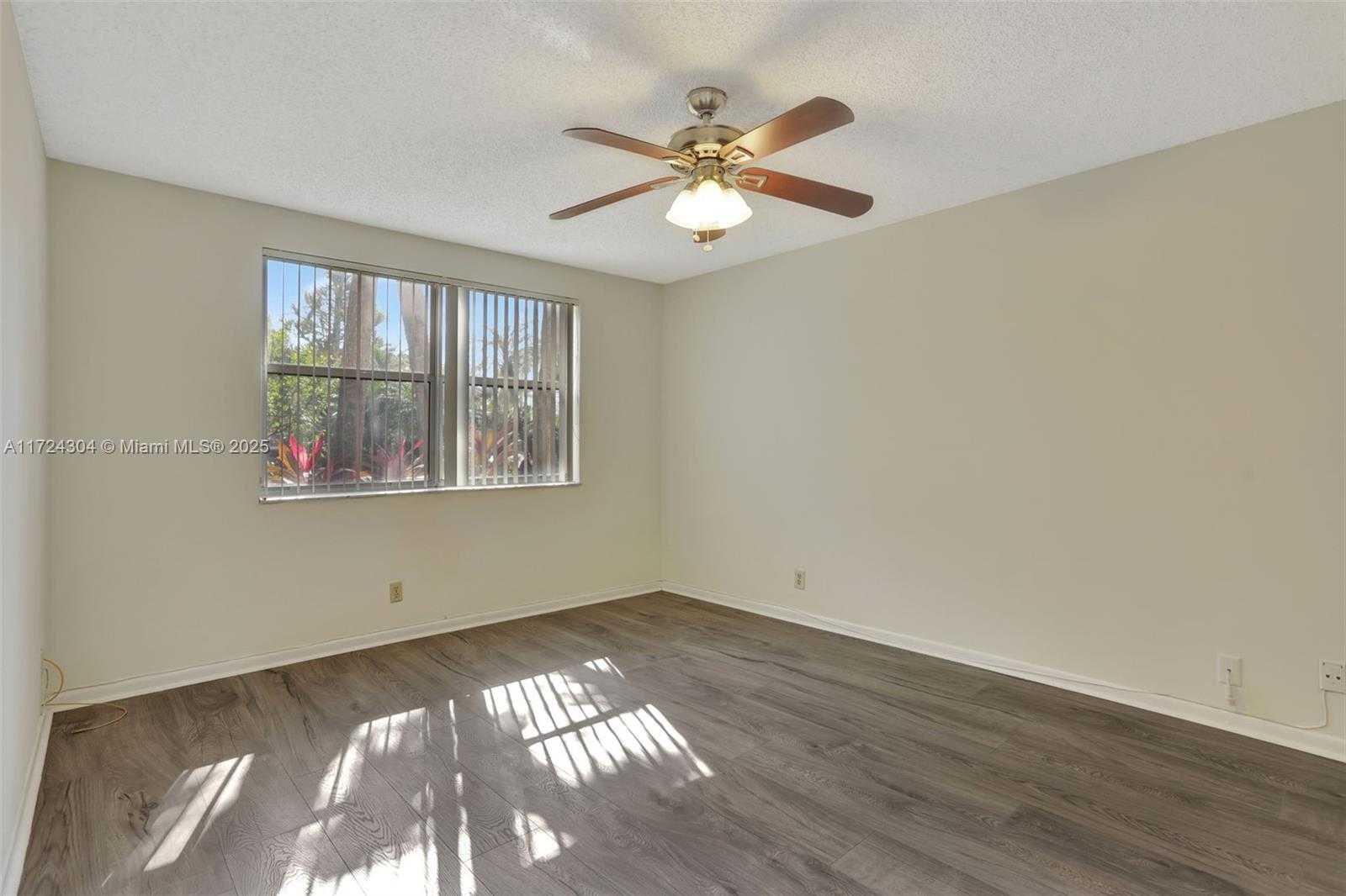 Small Image of 8891 Wiles Rd, Coral Springs, FL 33067, USA Number 10