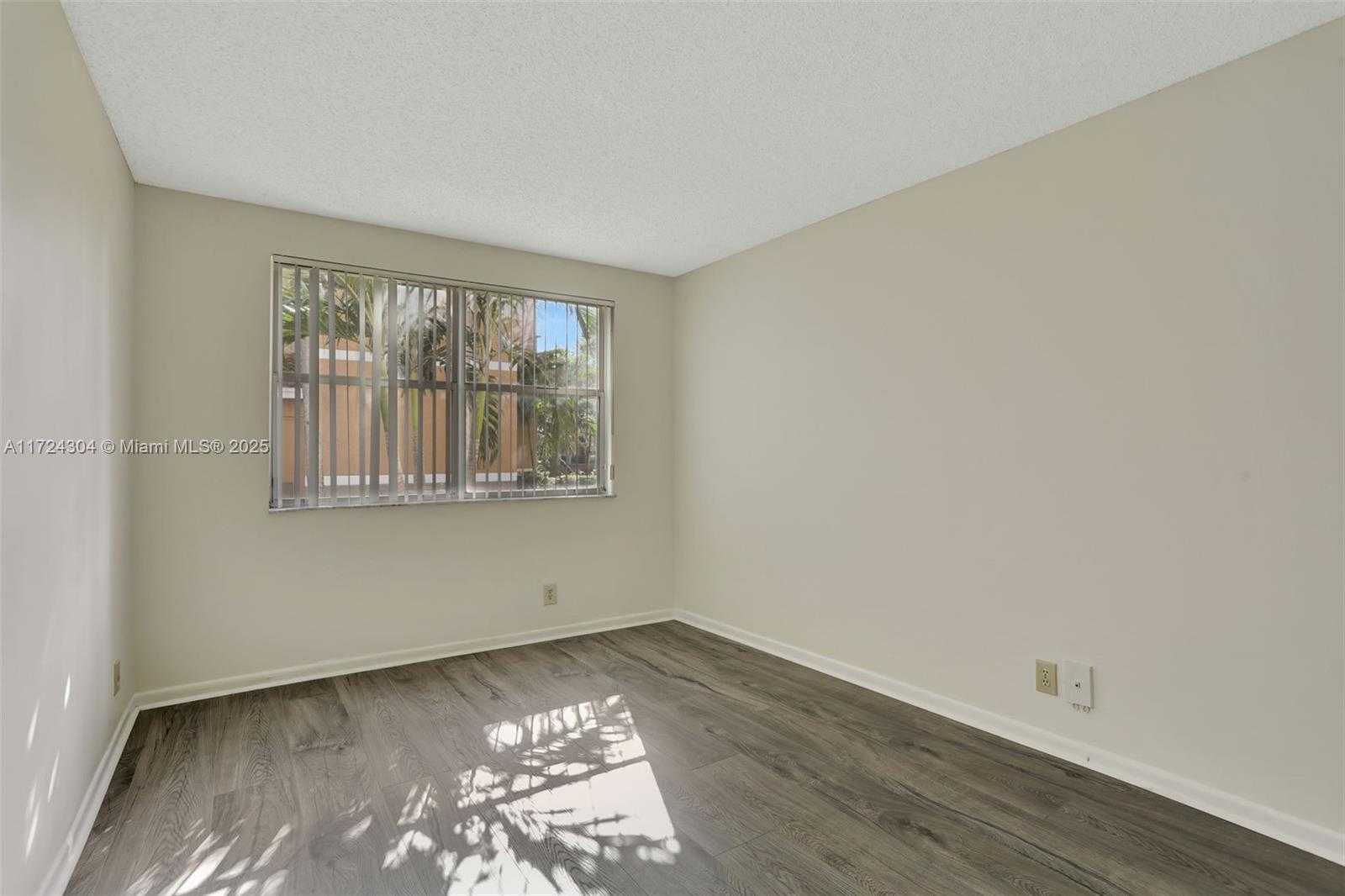 Small Image of 8891 Wiles Rd, Coral Springs, FL 33067, USA Number 20