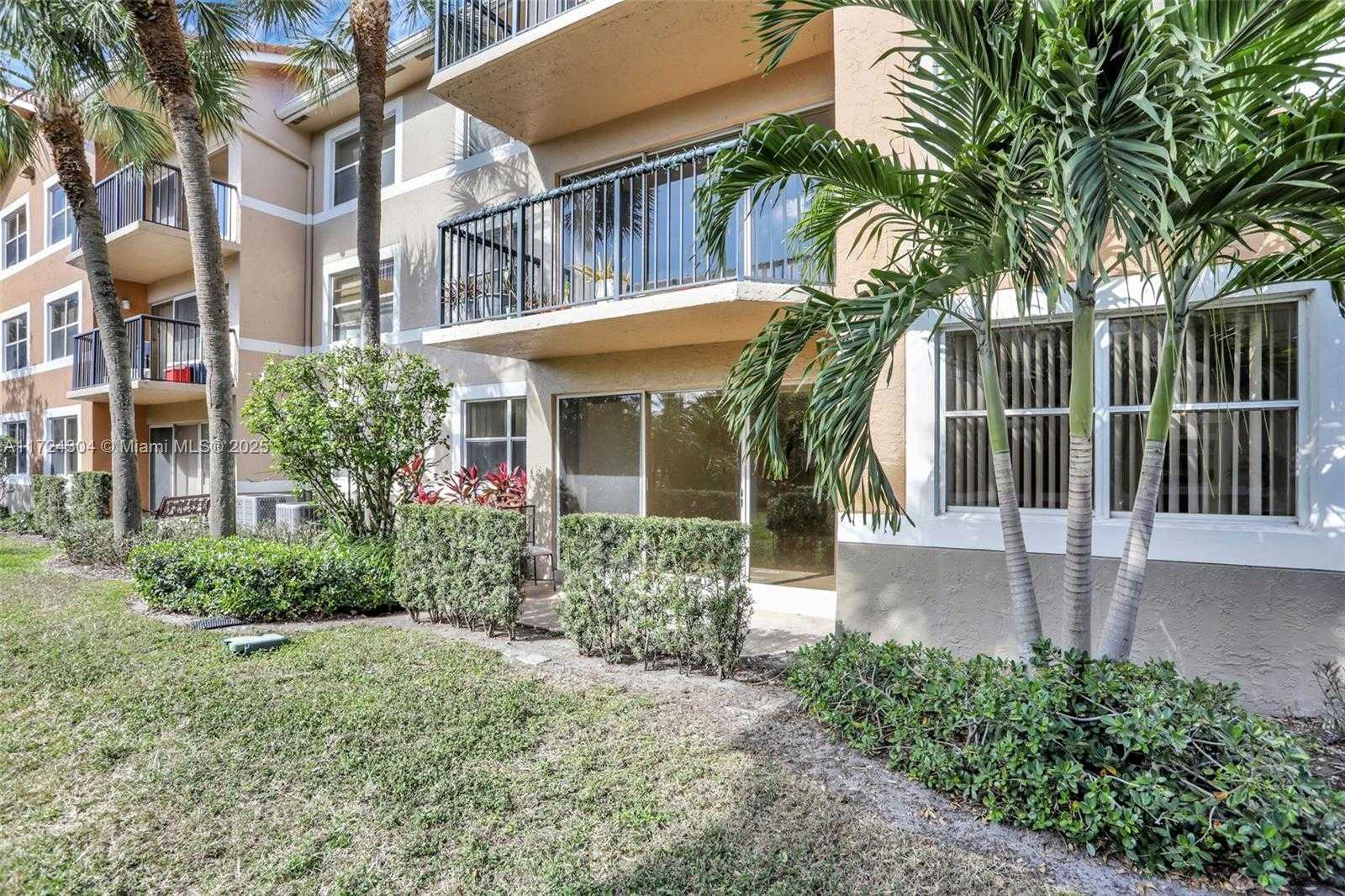 Small Image of 8891 Wiles Rd, Coral Springs, FL 33067, USA Number 29