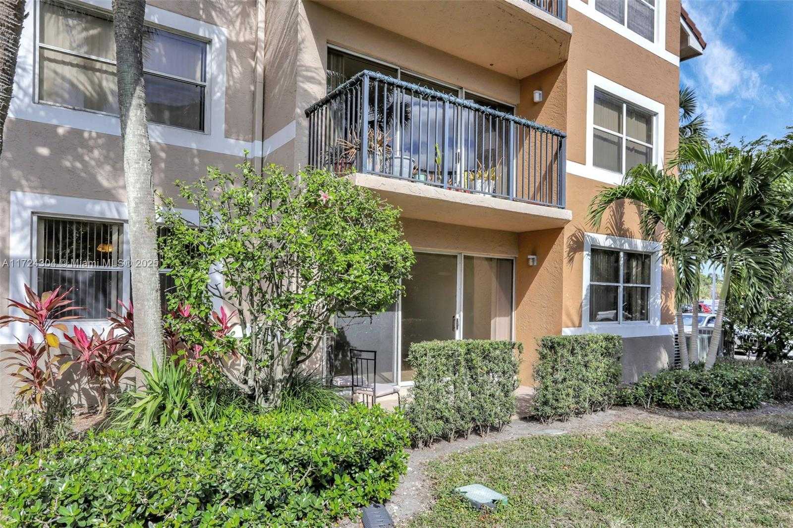 Small Image of 8891 Wiles Rd, Coral Springs, FL 33067, USA Number 31