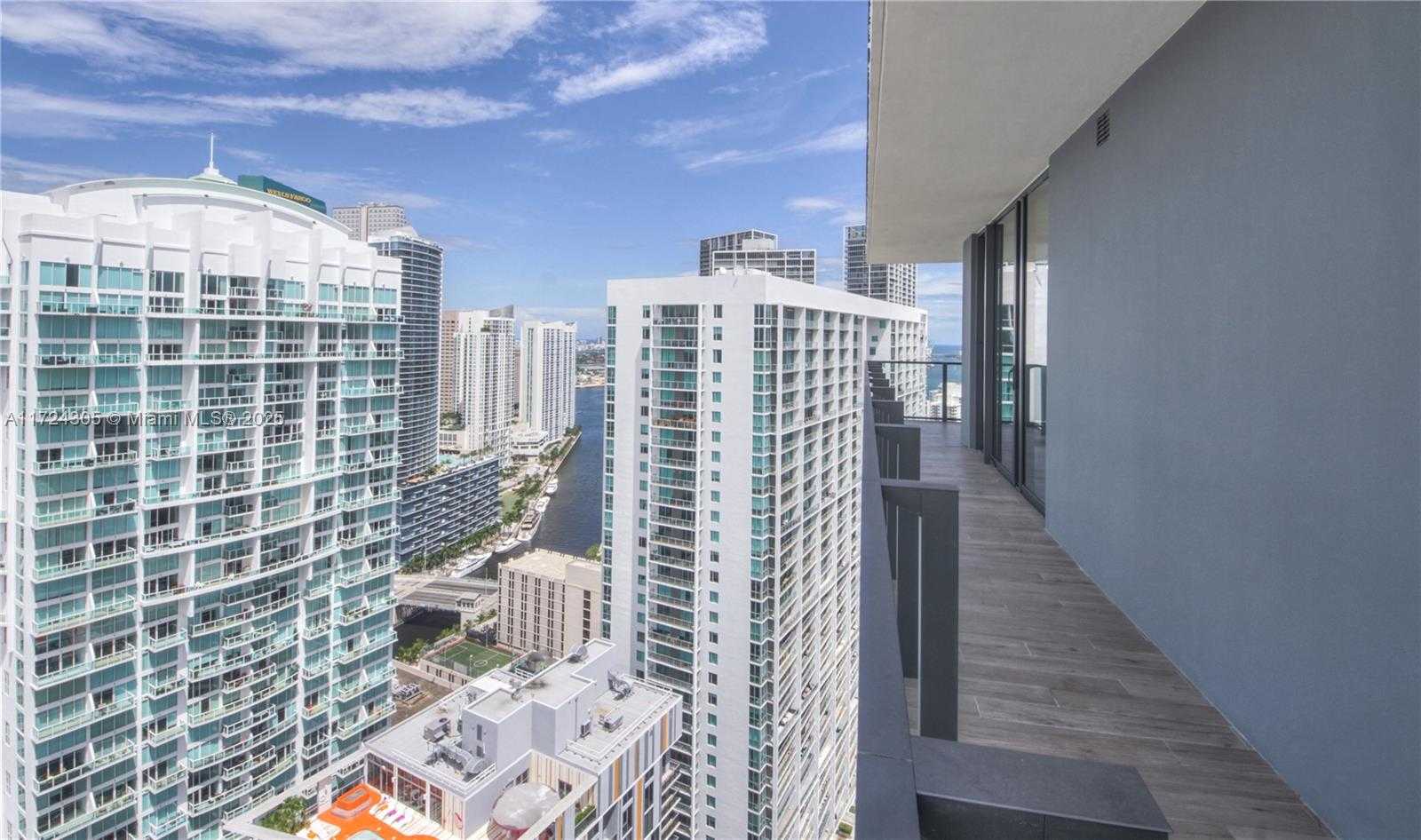 Small Image of 68 SOUTH EAST 6TH ST #3511, Miami Number 10