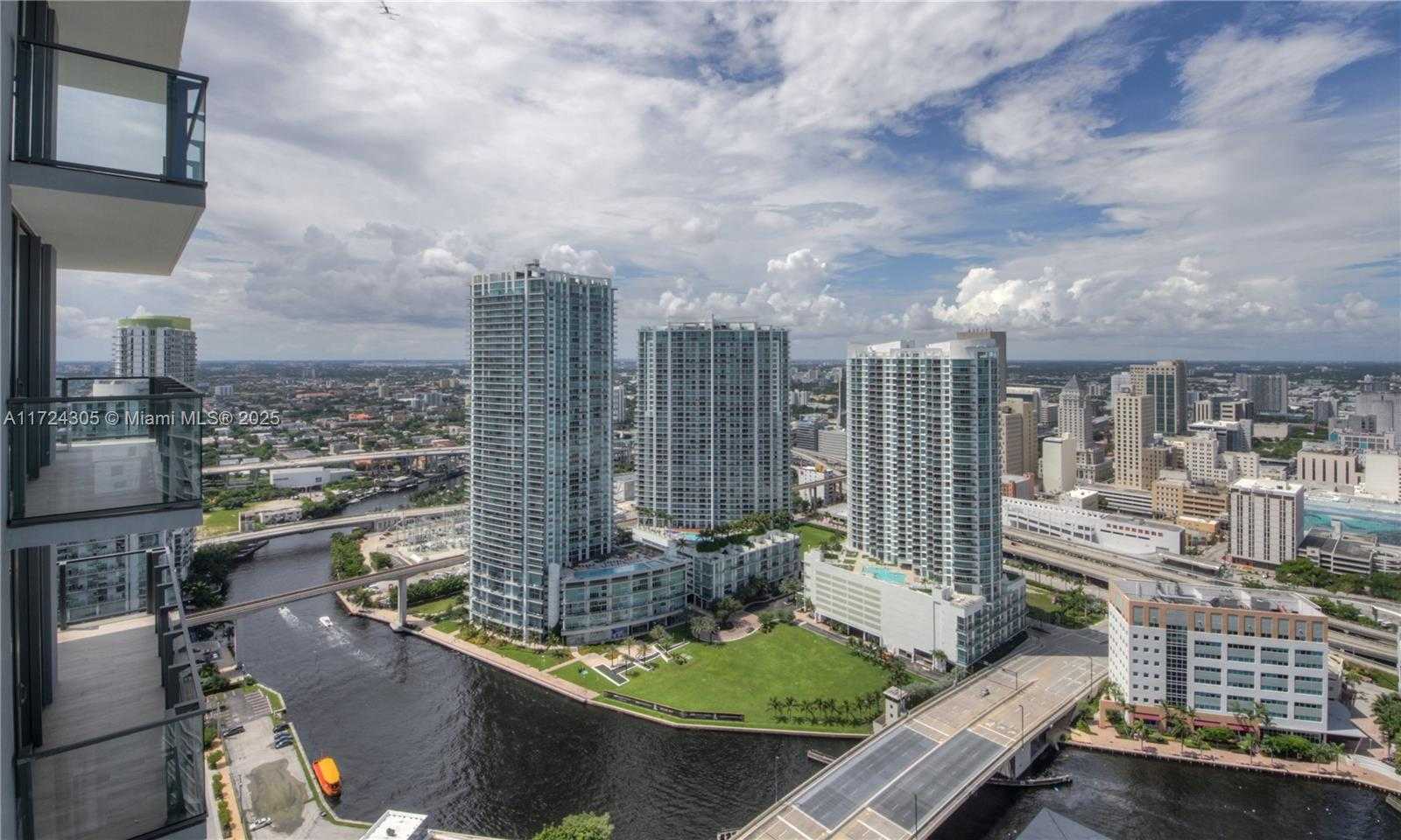 Small Image of 68 SOUTH EAST 6TH ST #3511, Miami Number 11