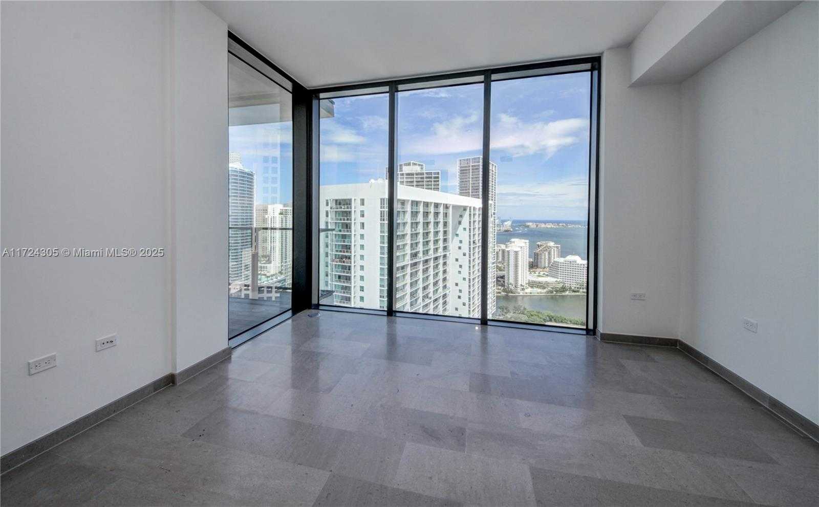 Small Image of 68 SOUTH EAST 6TH ST #3511, Miami Number 14