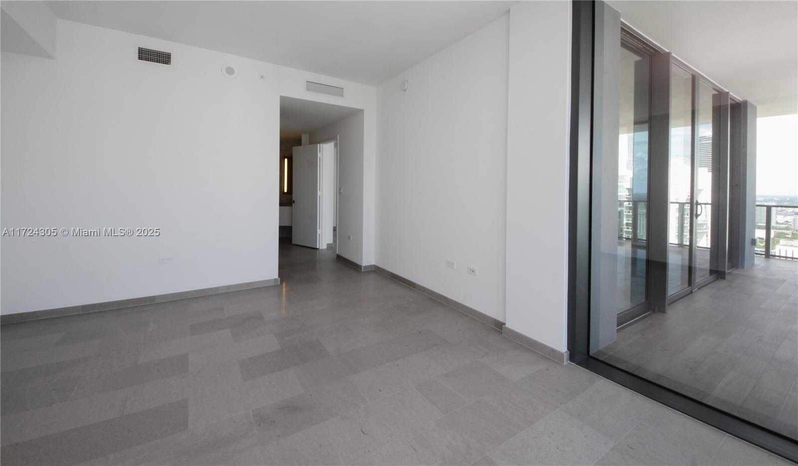 Small Image of 68 SOUTH EAST 6TH ST #3511, Miami Number 26