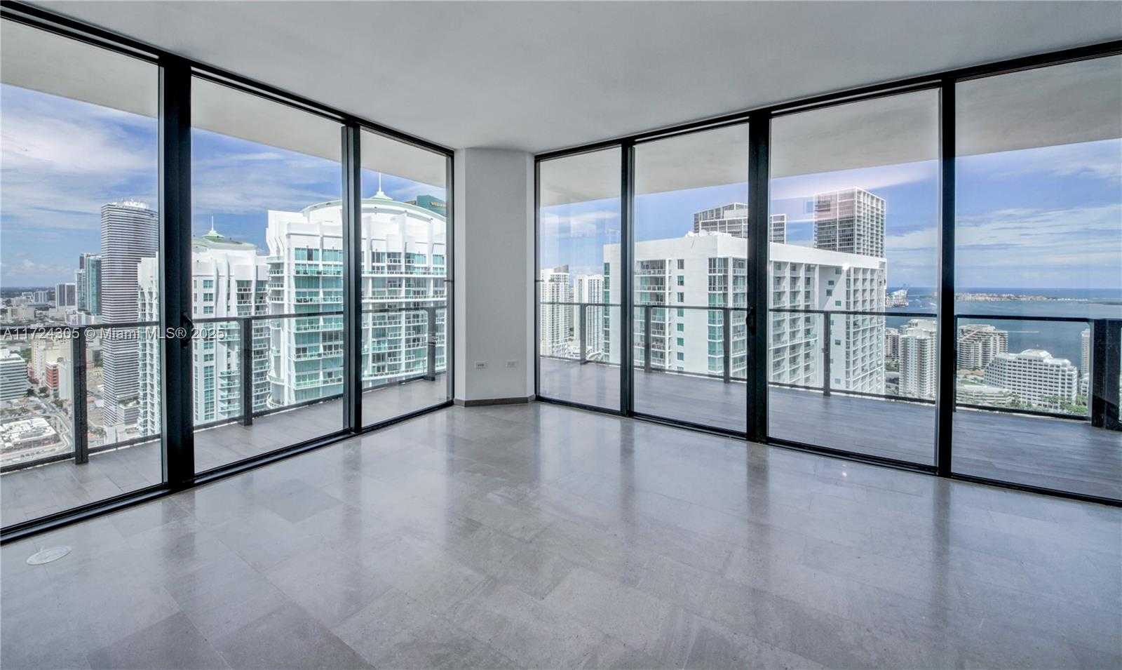 Small Image of 68 SOUTH EAST 6TH ST #3511, Miami Number 3
