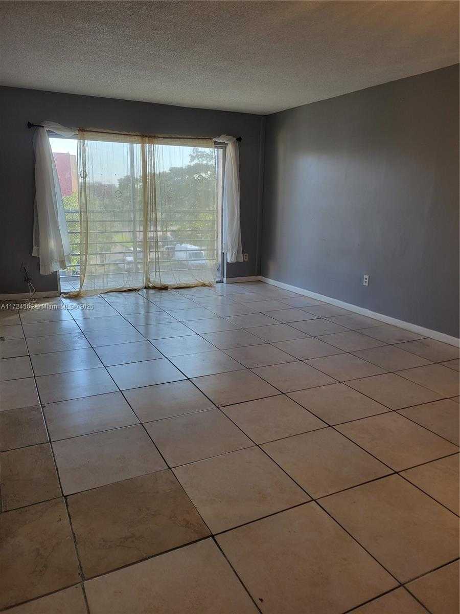 Small Image of Lauderhill Number 9