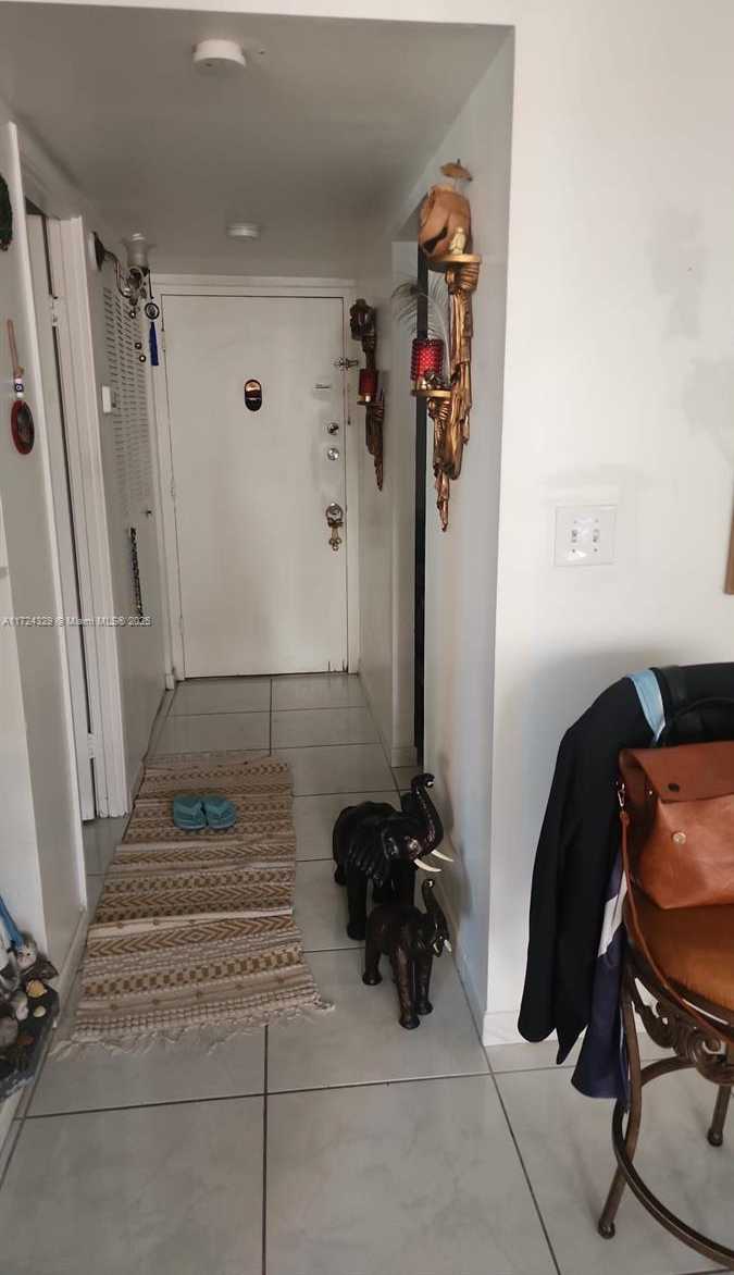Small Image of 1301 NORTH EAST MIAMI GARDENS DR #321W, Miami Number 5