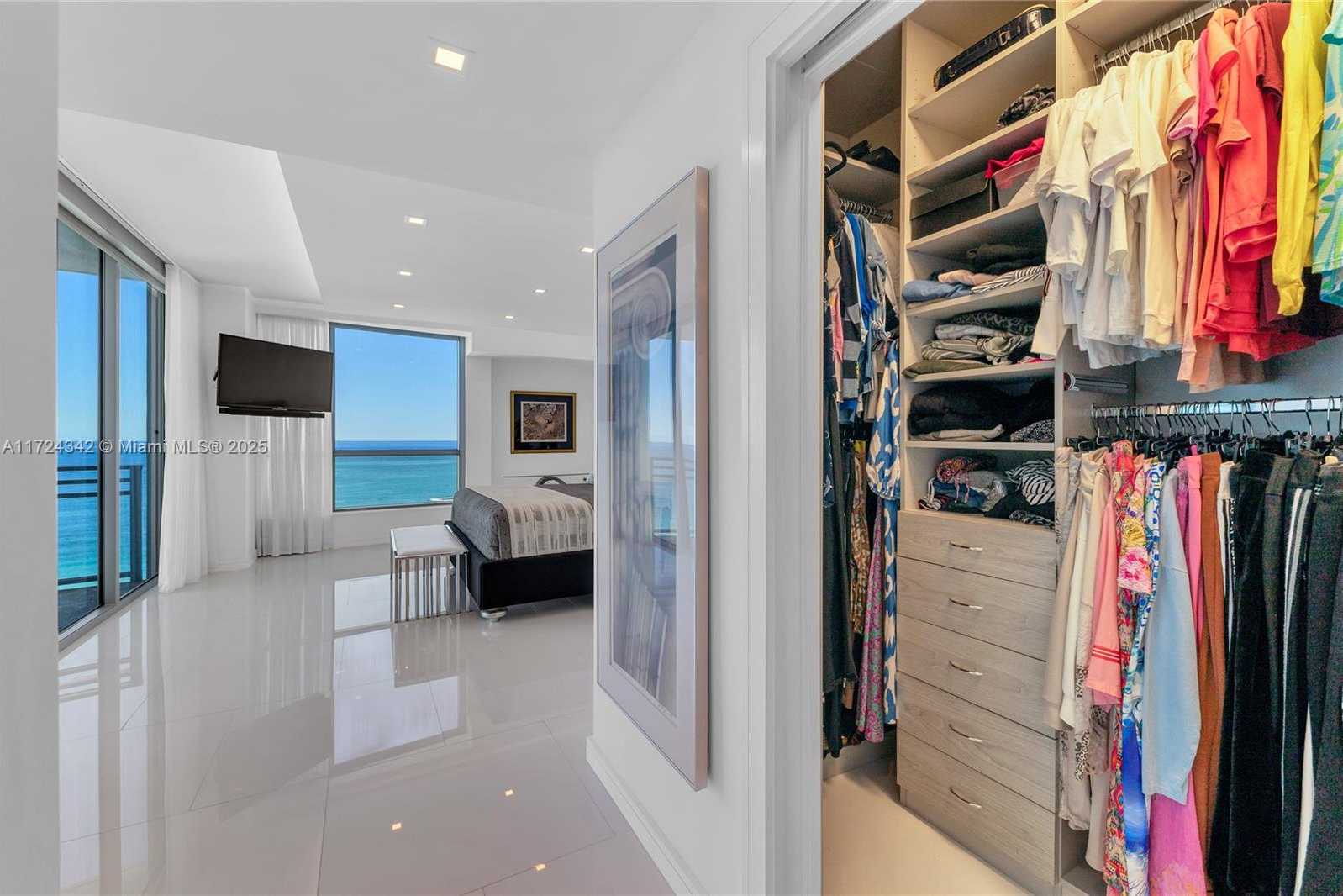 Small Image of 3535 SOUTH OCEAN DR #1602, Hollywood Number 13