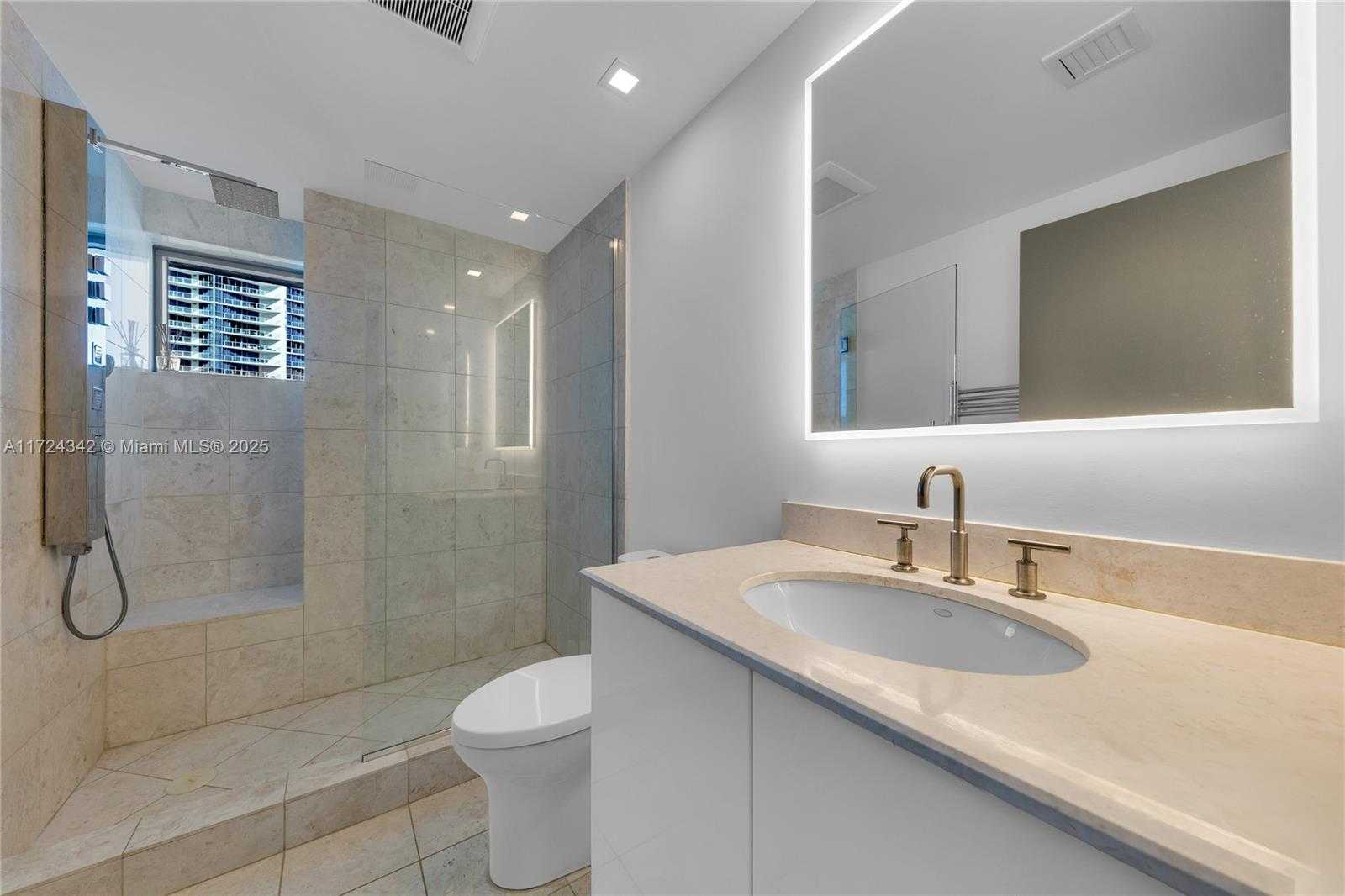 Small Image of 3535 SOUTH OCEAN DR #1602, Hollywood Number 23