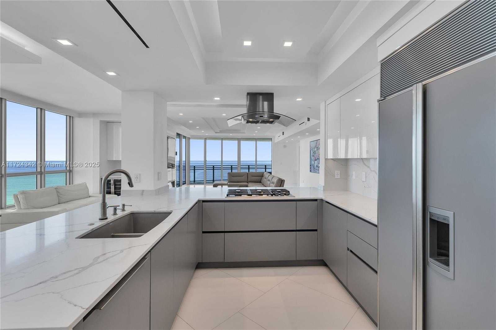 Small Image of 3535 SOUTH OCEAN DR #1602, Hollywood Number 9