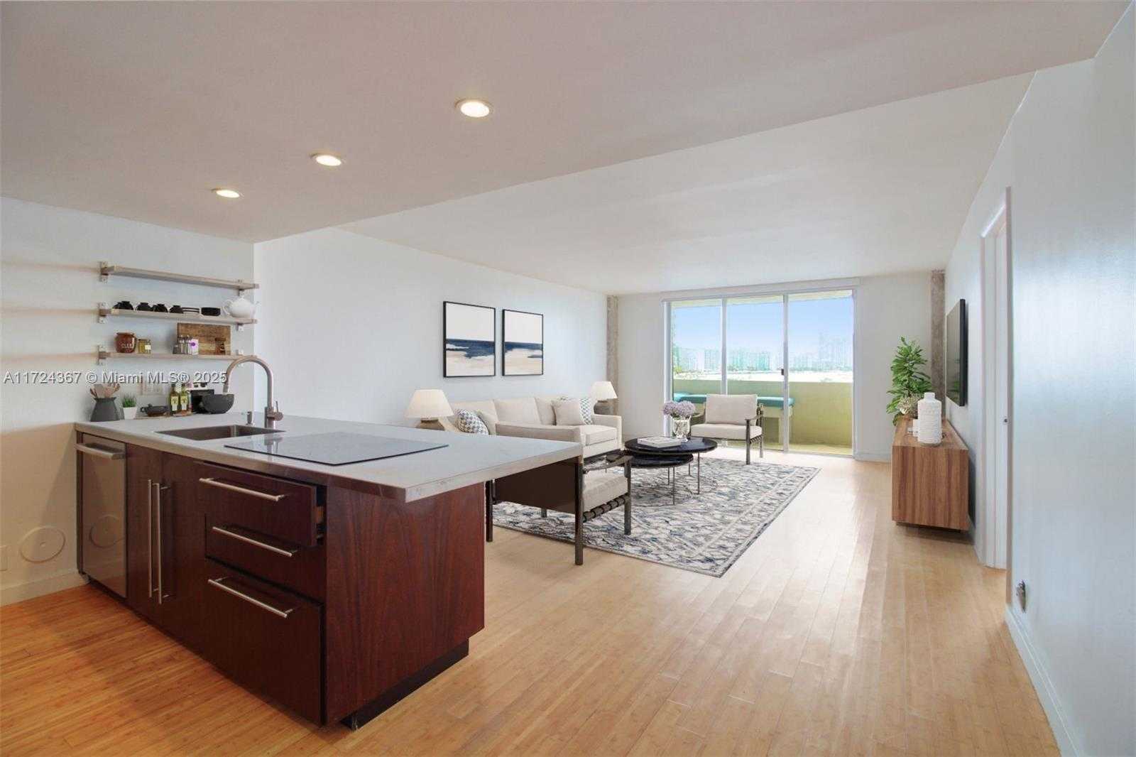 Small Image of 5 ISLAND AVE #4E, Miami Beach Number 2