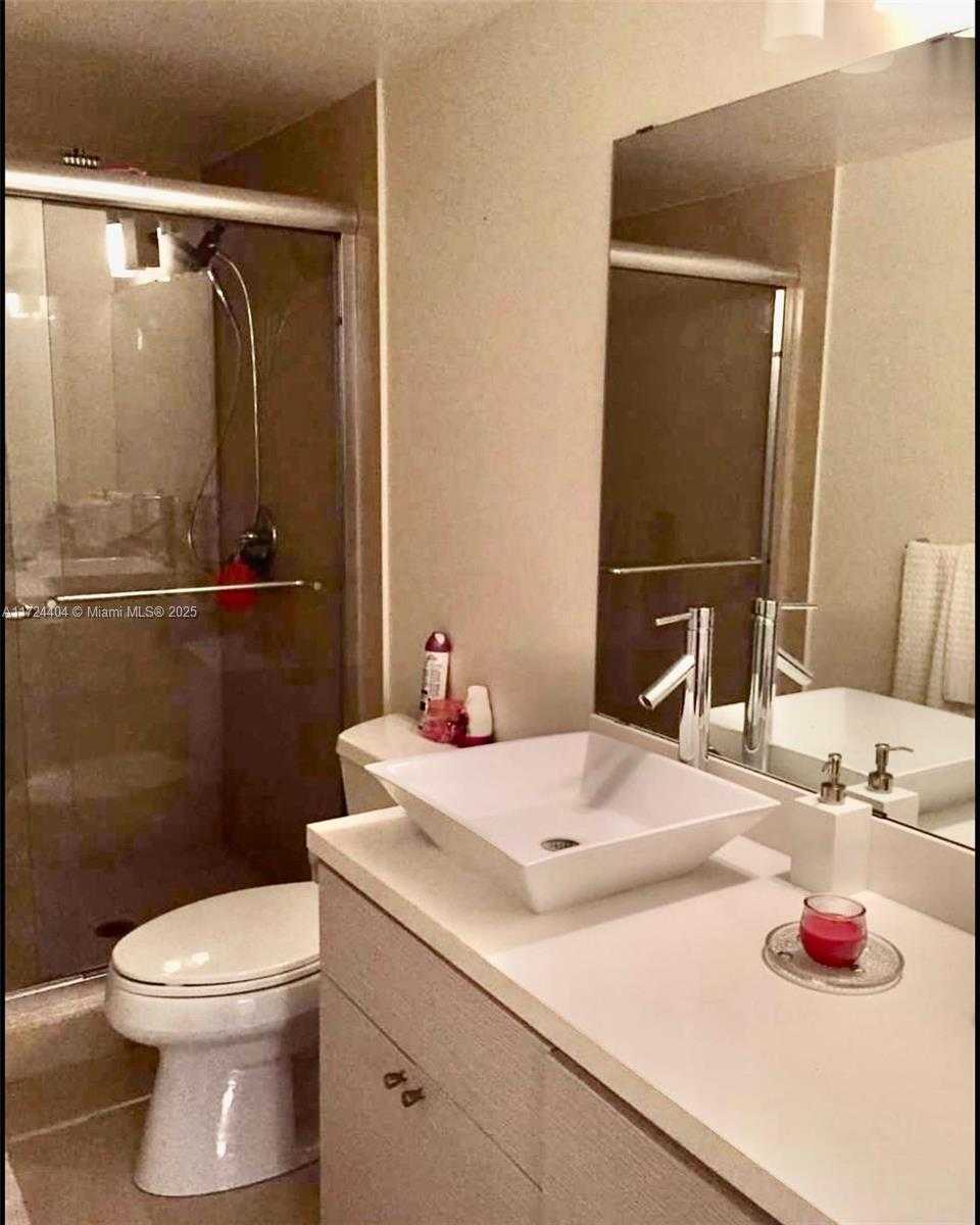 Small Image of 600 THREE ISLANDS BLVD #115, Hallandale Beach Number 11