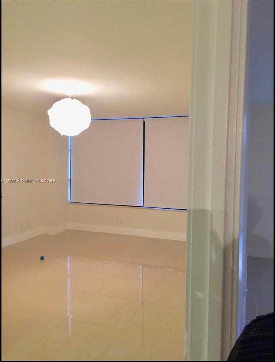 Small Image of 600 THREE ISLANDS BLVD #115, Hallandale Beach Number 2