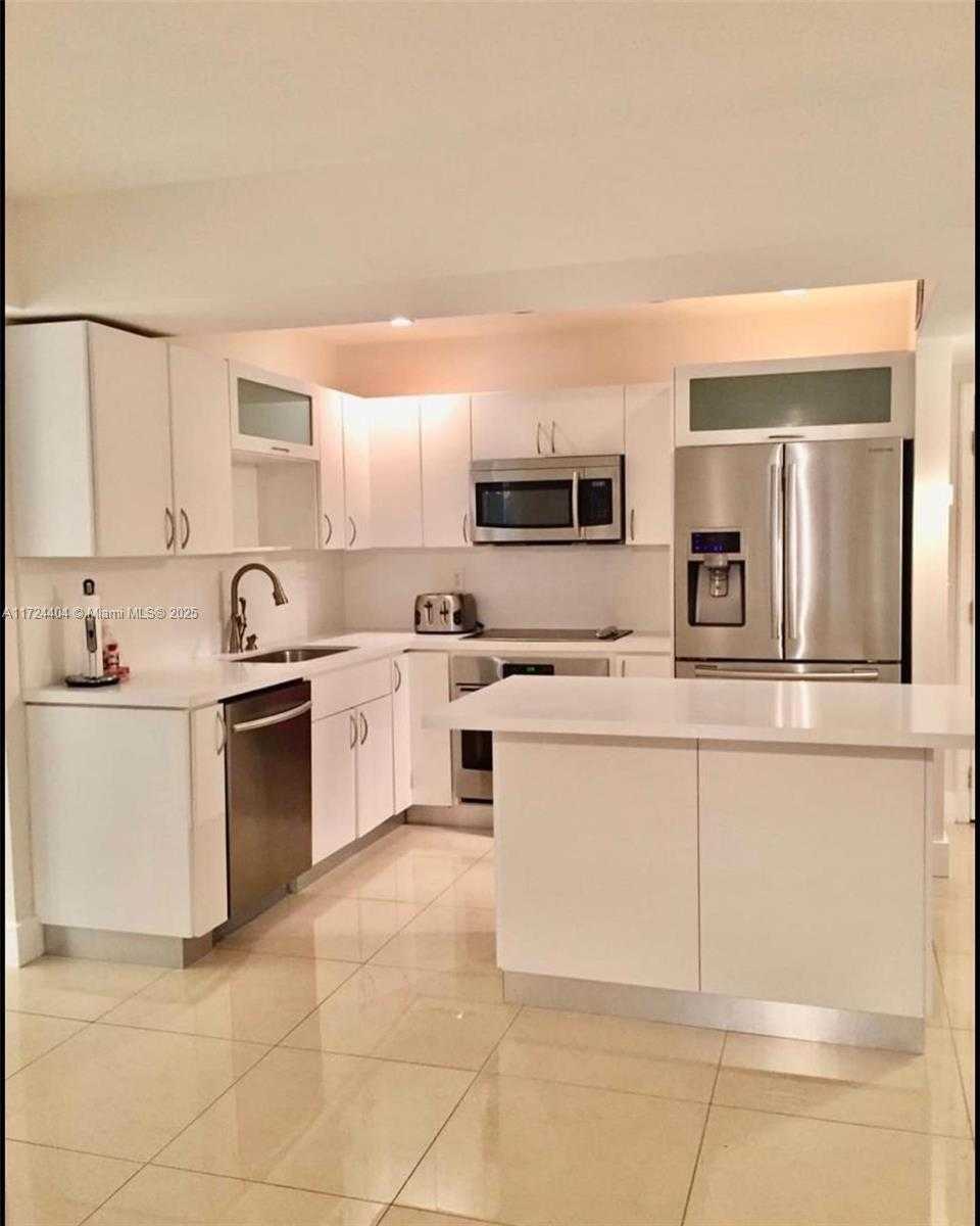 Small Image of 600 THREE ISLANDS BLVD #115, Hallandale Beach Number 5