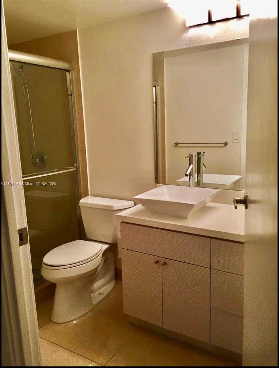 Small Image of 600 THREE ISLANDS BLVD #115, Hallandale Beach Number 9