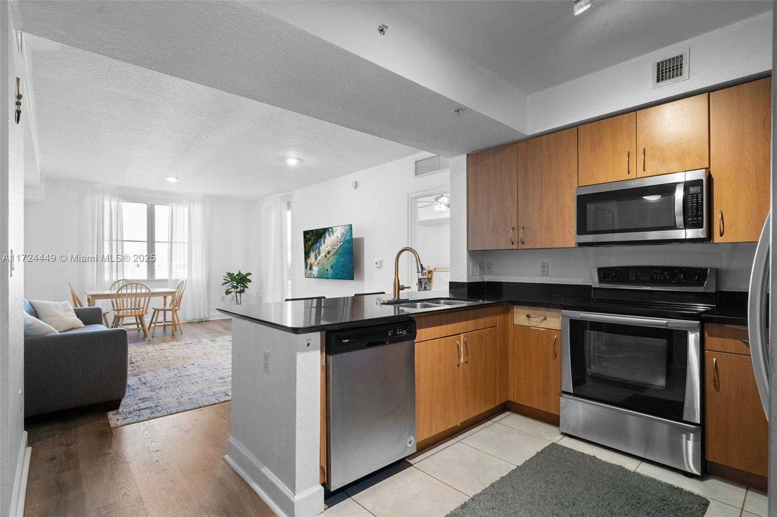 Small Image of 1830 RADIUS DR #903, Hollywood Number 11