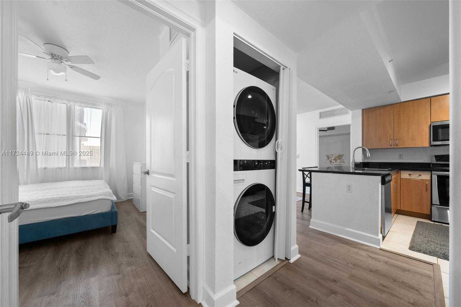 Small Image of 1830 RADIUS DR #903, Hollywood Number 12