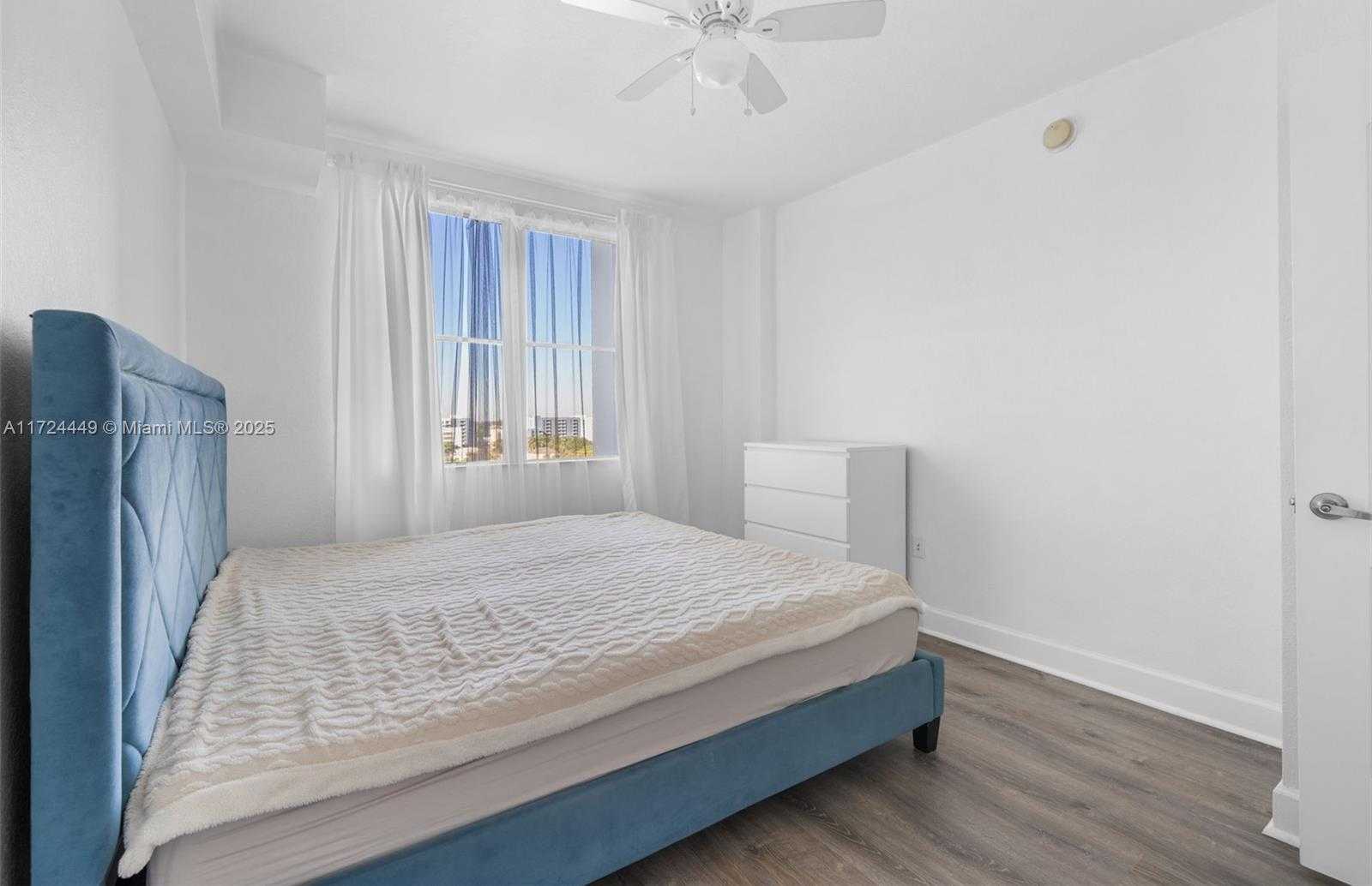Small Image of 1830 RADIUS DR #903, Hollywood Number 17