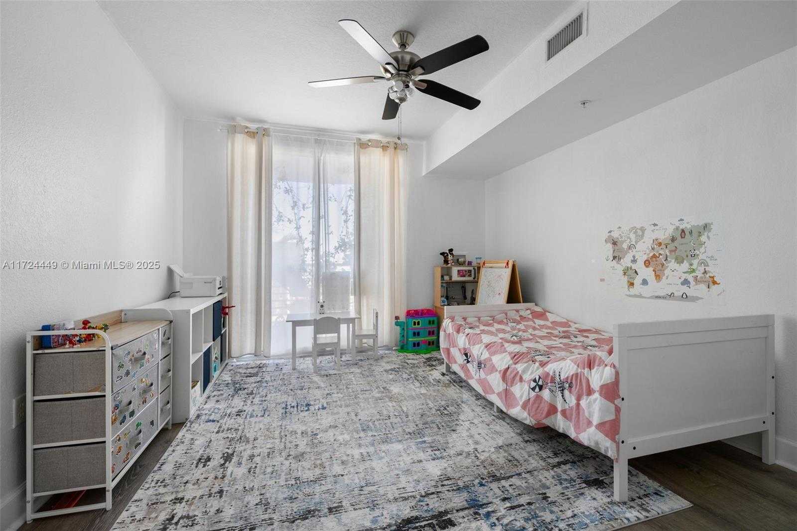 Small Image of 1830 RADIUS DR #903, Hollywood Number 19