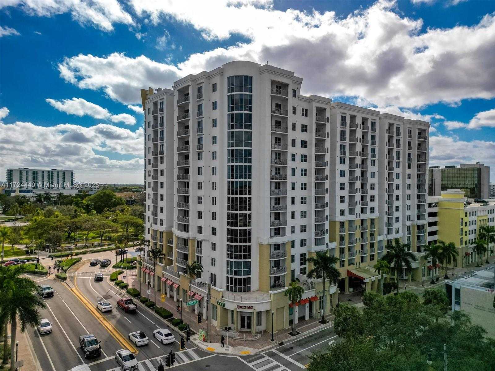 Small Image of 1830 RADIUS DR #903, Hollywood Number 2