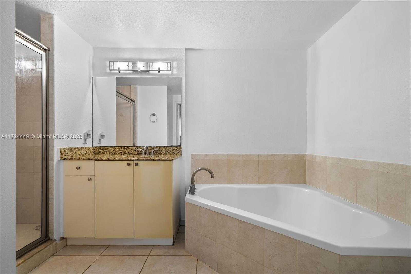 Small Image of 1830 RADIUS DR #903, Hollywood Number 22