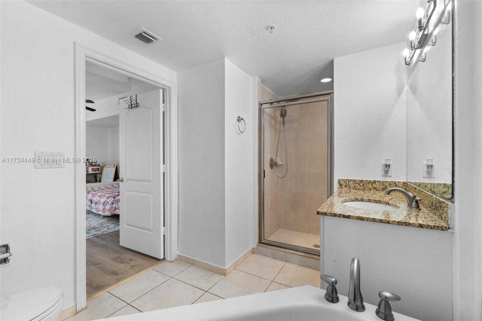 Small Image of 1830 RADIUS DR #903, Hollywood Number 24