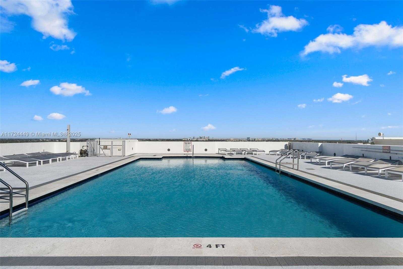 Small Image of 1830 RADIUS DR #903, Hollywood Number 27