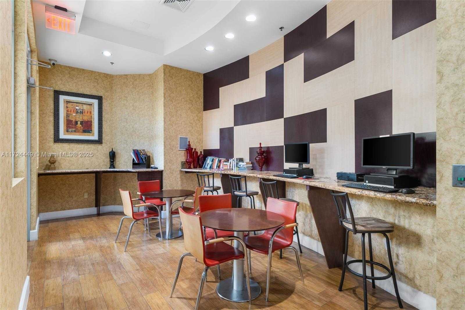 Small Image of 1830 RADIUS DR #903, Hollywood Number 32