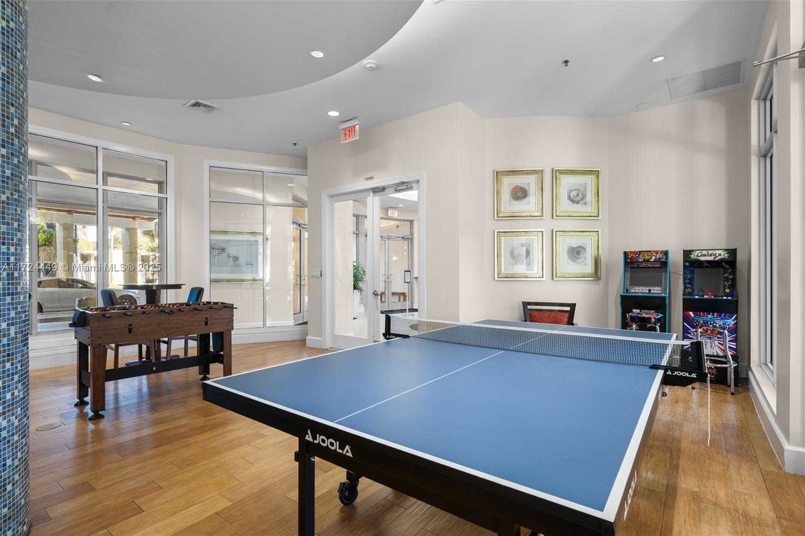 Small Image of 1830 RADIUS DR #903, Hollywood Number 35
