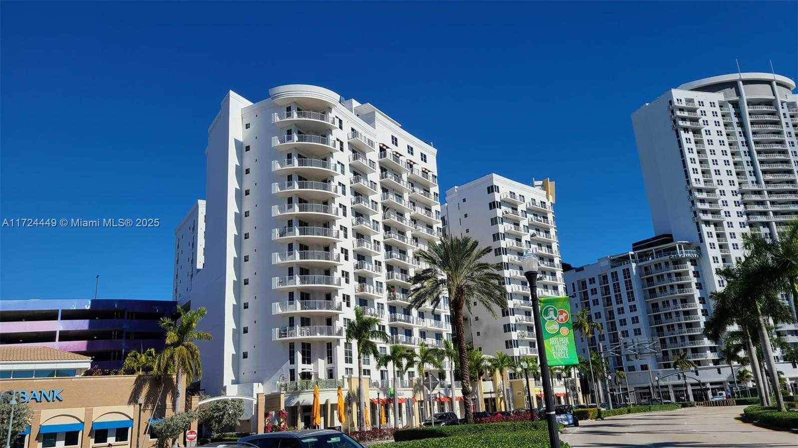Small Image of 1830 RADIUS DR #903, Hollywood Number 42