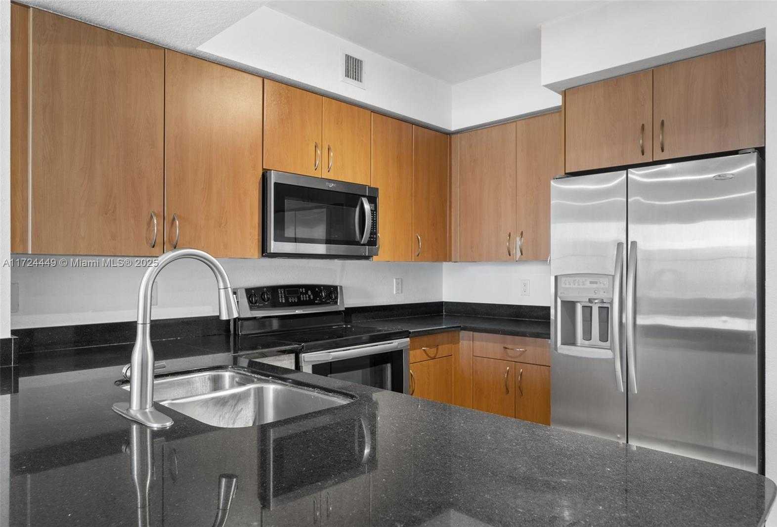 Small Image of 1830 RADIUS DR #903, Hollywood Number 9