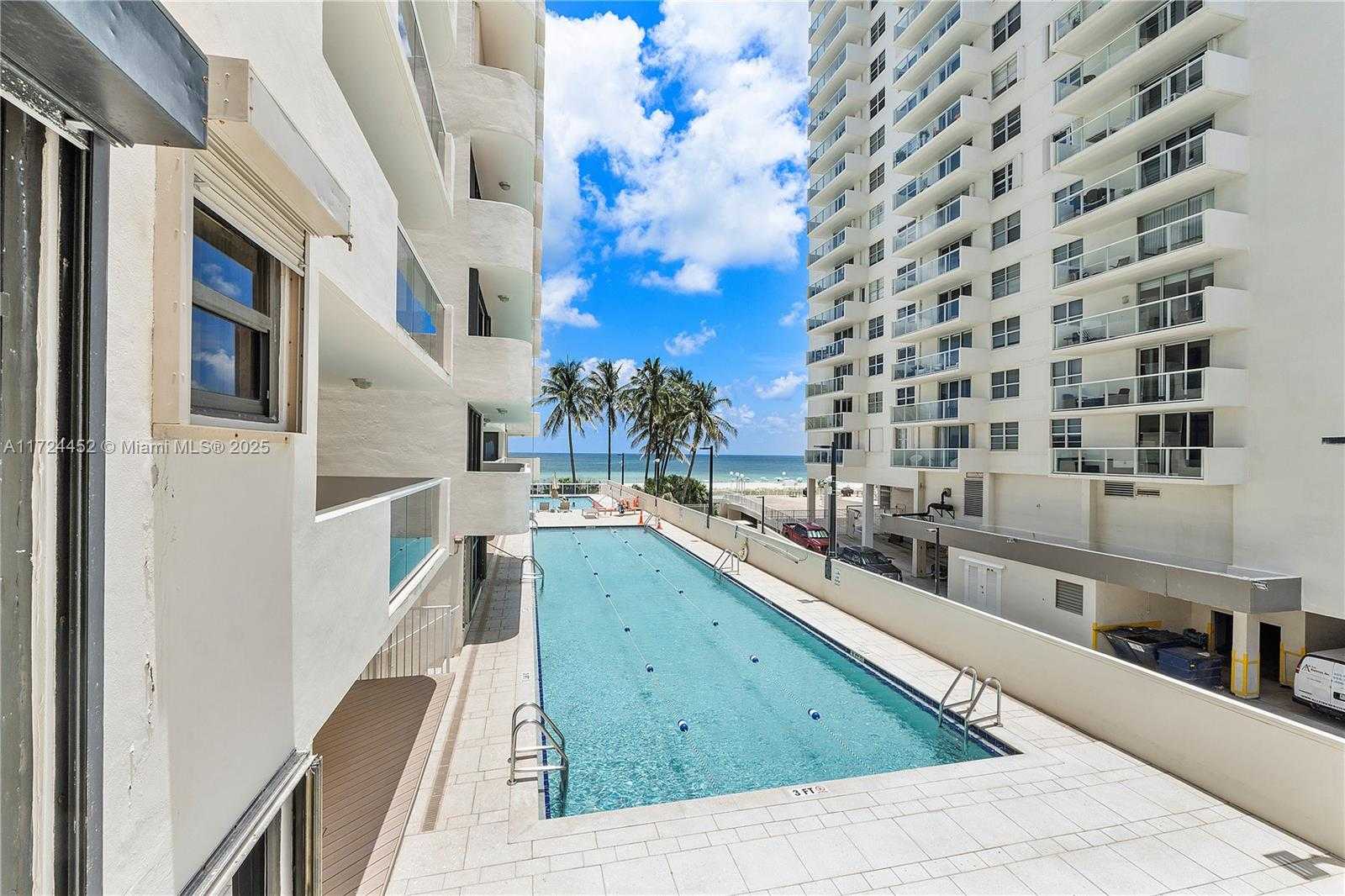 Small Image of 5757 COLLINS AVE #403, Miami Beach Number 19