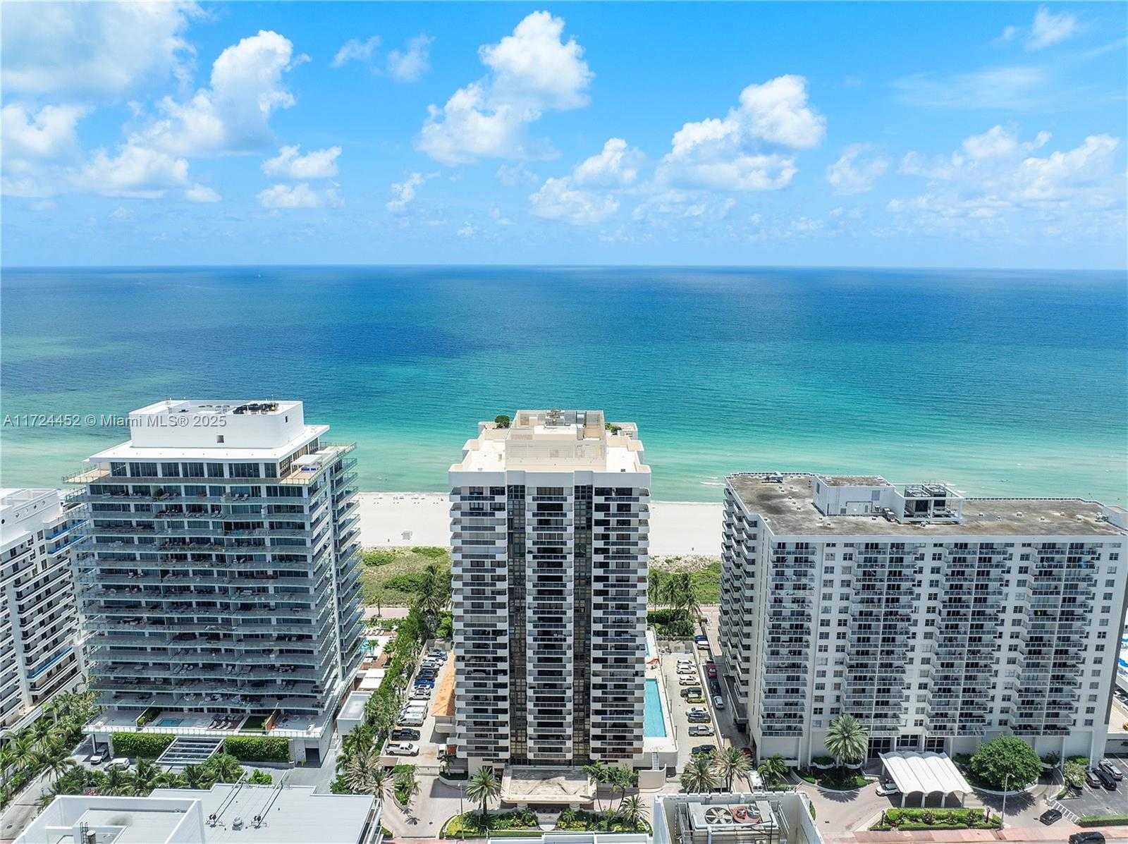 Small Image of 5757 COLLINS AVE #403, Miami Beach Number 42
