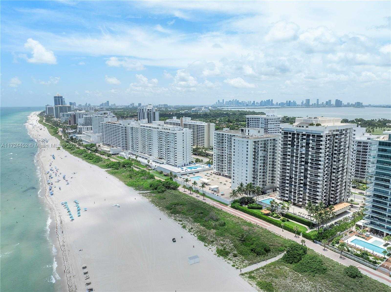 Small Image of 5757 COLLINS AVE #403, Miami Beach Number 43