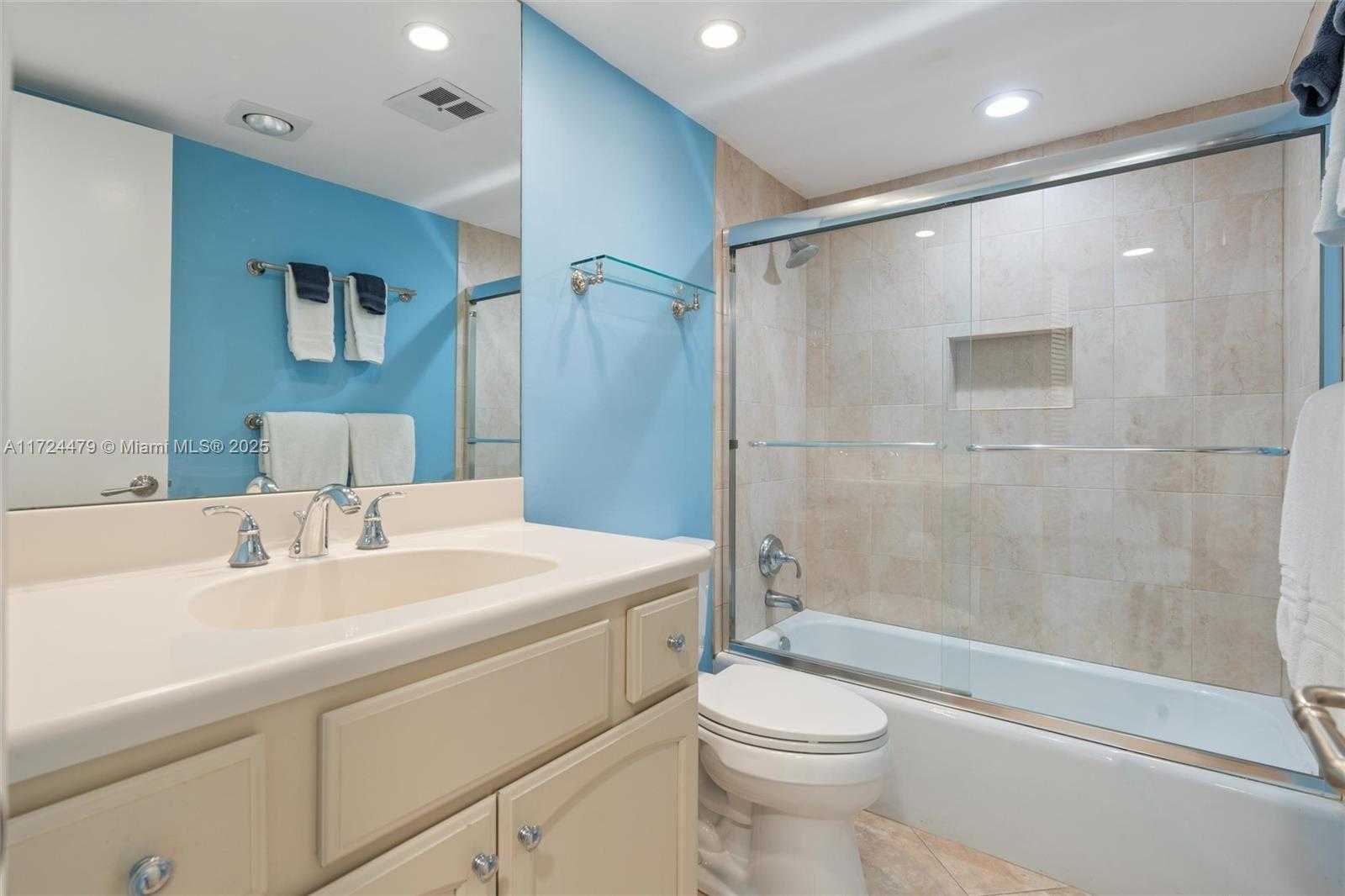 Small Image of 1662 SOUTH OCEAN LN #158, Fort Lauderdale Number 23