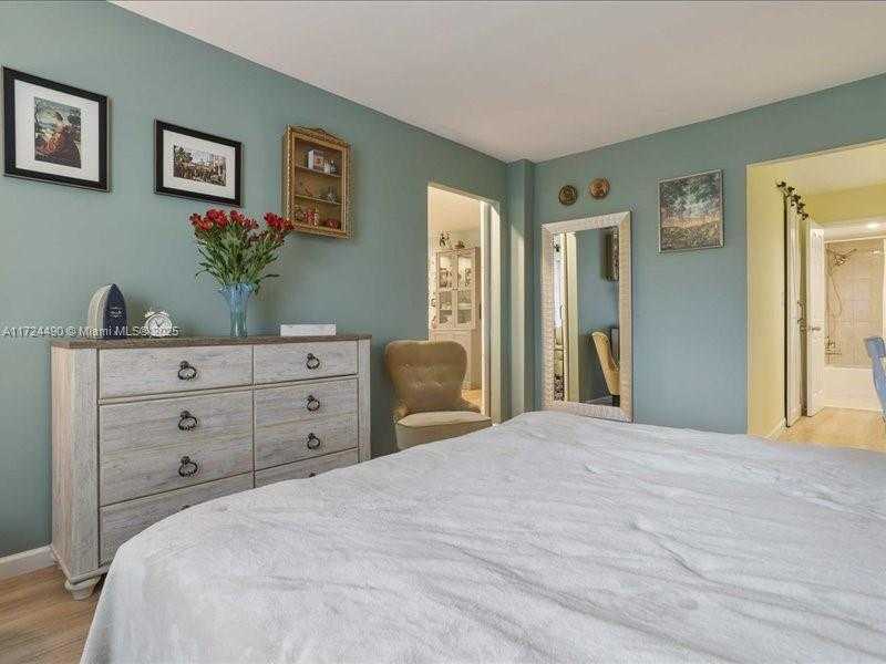 Small Image of 6193 ROCK ISLAND RD #105, Tamarac Number 16