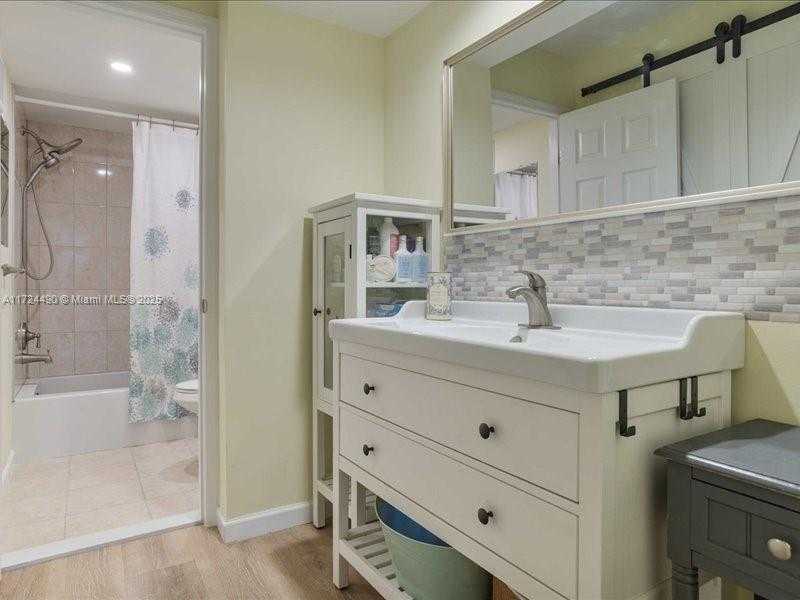 Small Image of 6193 ROCK ISLAND RD #105, Tamarac Number 18