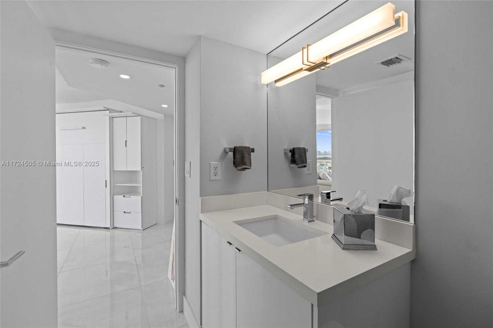 Small Image of 7330 OCEAN TER #19-C, Miami Beach Number 19