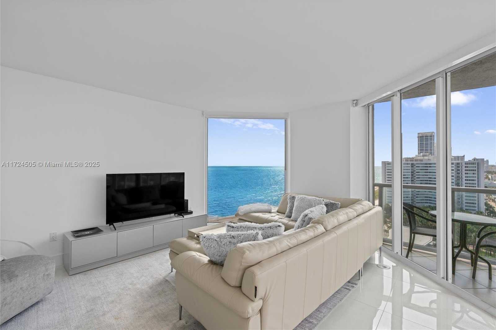 Small Image of 7330 OCEAN TER #19-C, Miami Beach Number 2