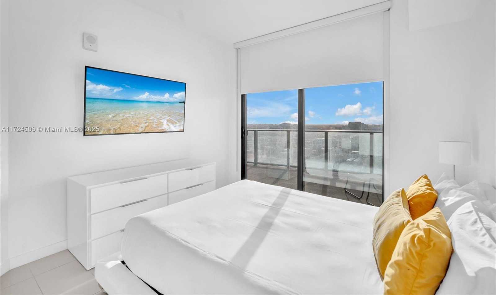 Small Image of 1600 NORTH EAST 1ST AVE #2115, Miami Number 14