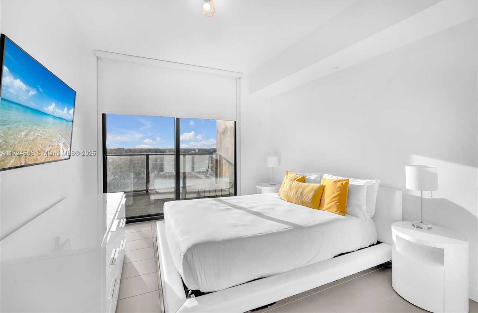 Small Image of 1600 NORTH EAST 1ST AVE #2115, Miami Number 15