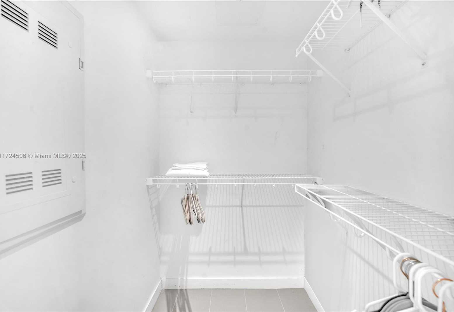 Small Image of 1600 NORTH EAST 1ST AVE #2115, Miami Number 16