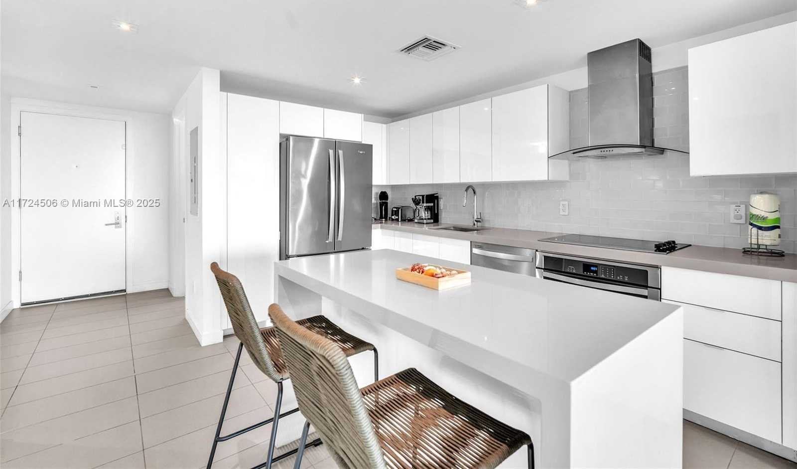 Small Image of 1600 NORTH EAST 1ST AVE #2115, Miami Number 7