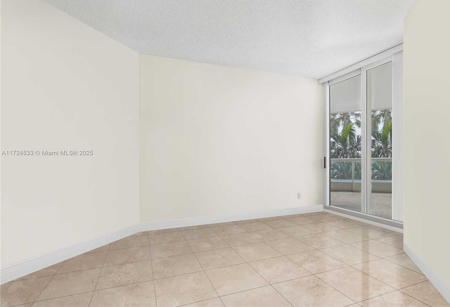 Small Image of 21050 POINT PL #502, Aventura Number 11