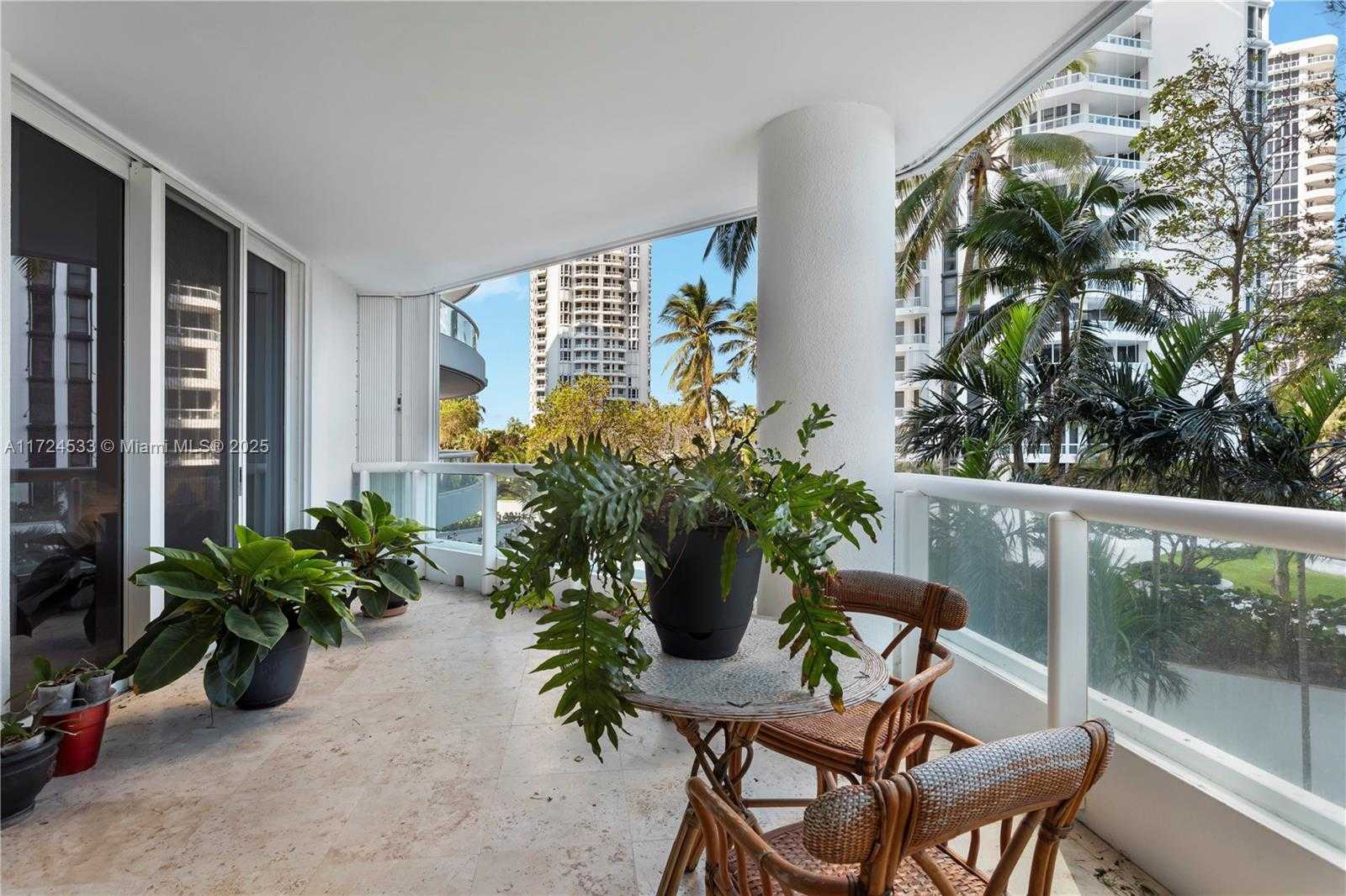 Small Image of 21050 POINT PL #502, Aventura Number 26