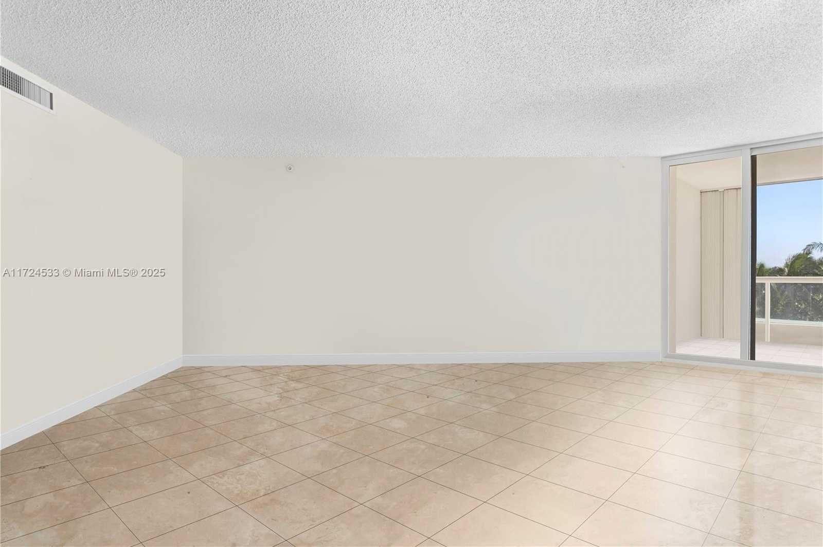 Small Image of 21050 POINT PL #502, Aventura Number 6