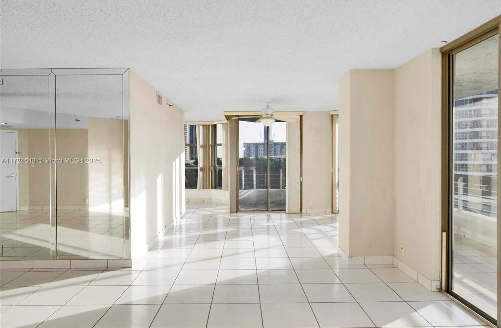 Small Image of 3530 MYSTIC POINTE DR #710, Aventura Number 10