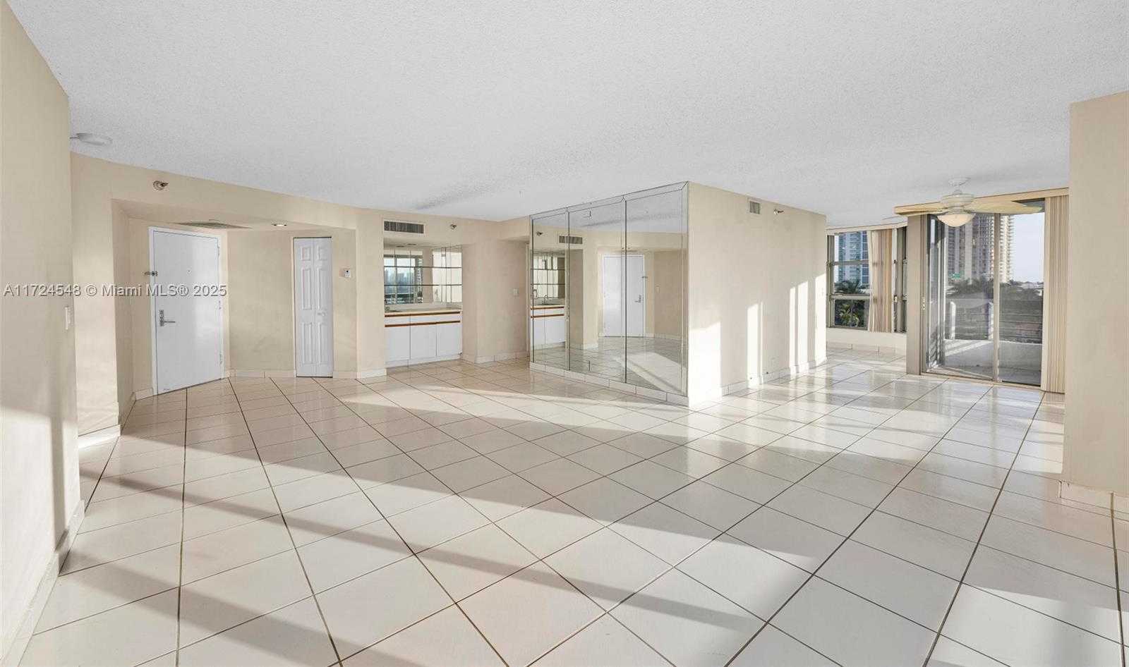 Small Image of 3530 MYSTIC POINTE DR #710, Aventura Number 11
